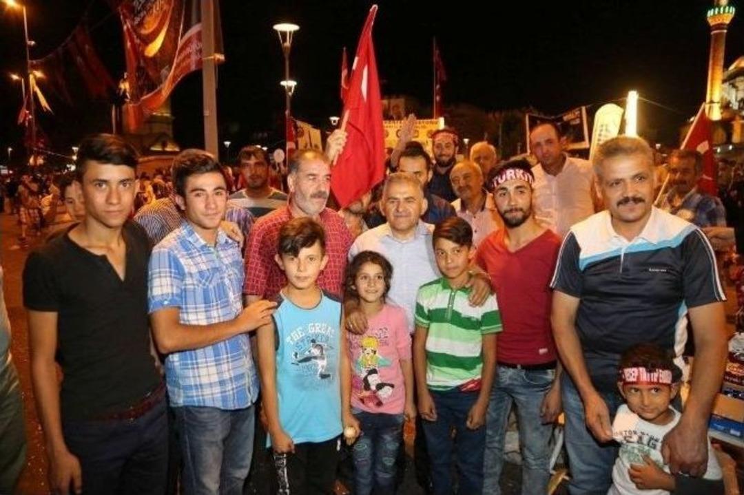 Başkan B&uuml;y&uuml;kkılı&ccedil;: &ldquo;n&ouml;betlerde Sevgi, Kardeşlik Ve Beraberlik Var&rdquo;