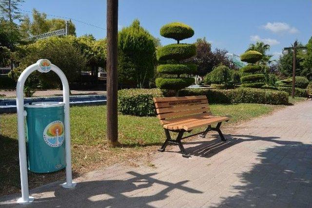 Büyükşehir, Ceyhan’ın 4 Büyük Parkını Yeniliyor