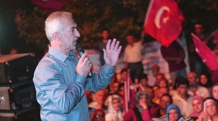 Başkan Kadir Topbaş Kağıthanelilerle Demokrasi N&ouml;betine Katıldı