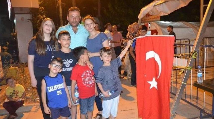 Demokrasi N&ouml;beti İ&ccedil;in Almanya&rsquo;dan Siirt&rsquo;e Geldiler