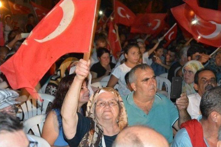 Köyceğiz’de Mehteran Eşliğinde Demokrasi Nöbeti G3