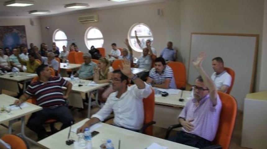 Dsp&rsquo;li Kıray, Aylar Sonra Meclis Toplantısına Katıldı