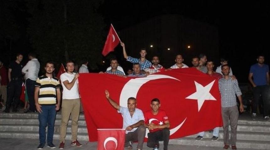 Yavuzelili Gençler, Gaziantep’teki Nöbete Katıldı