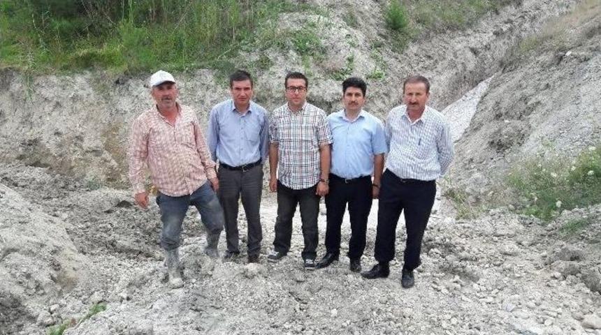 Kaymakam Bayraktar, İ&ccedil;me Suyu Drenaj &Ccedil;alışmalarını İnceledi