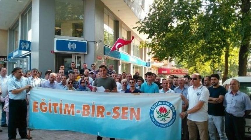 Demokrasi Şehit Ve Gazi Aileleri İ&ccedil;in Bağışta Bulundular