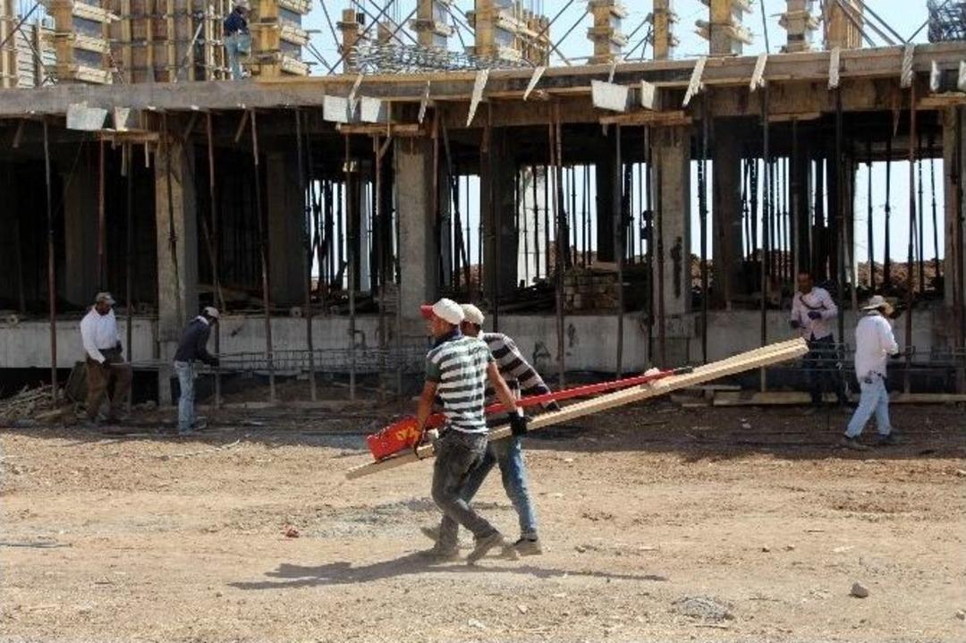 Silopi&rsquo;de Yakılan Okullarına Yerine Yenileri Yapılıyor