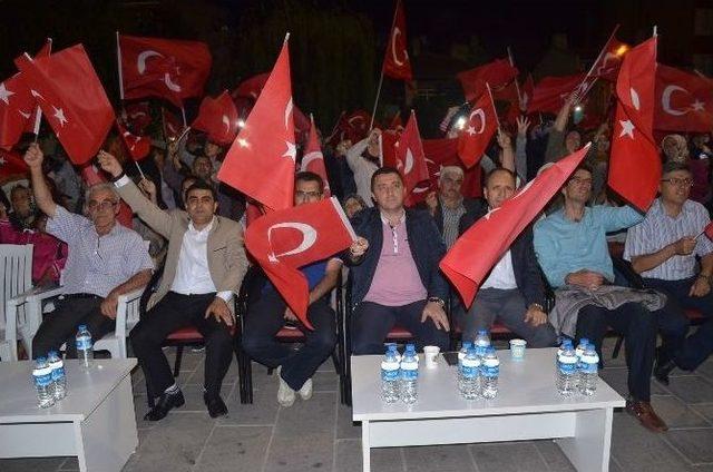 Demokrasi Nöbetinde Ahmet Yenilmez Rüzgarı