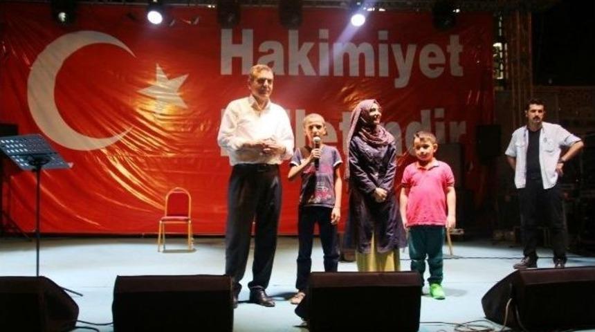 Şanlıurfa&rsquo;daki Milli İrade N&ouml;betinde &Ccedil;orba Dağıtıldı