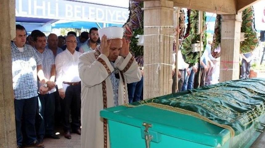 Hayatını Kaybeden Başkan Son Yolculuğuna Uğurlandı