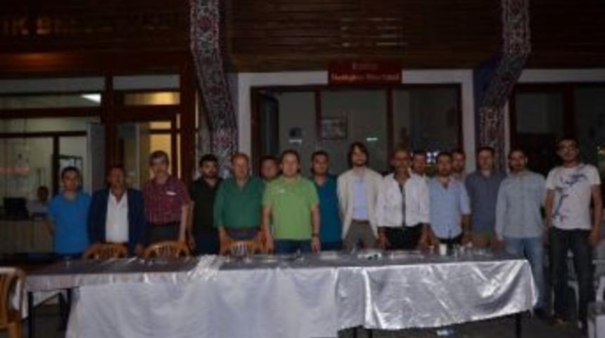 İznik&rsquo;te Demokrasi N&ouml;betleri S&uuml;r&uuml;yor