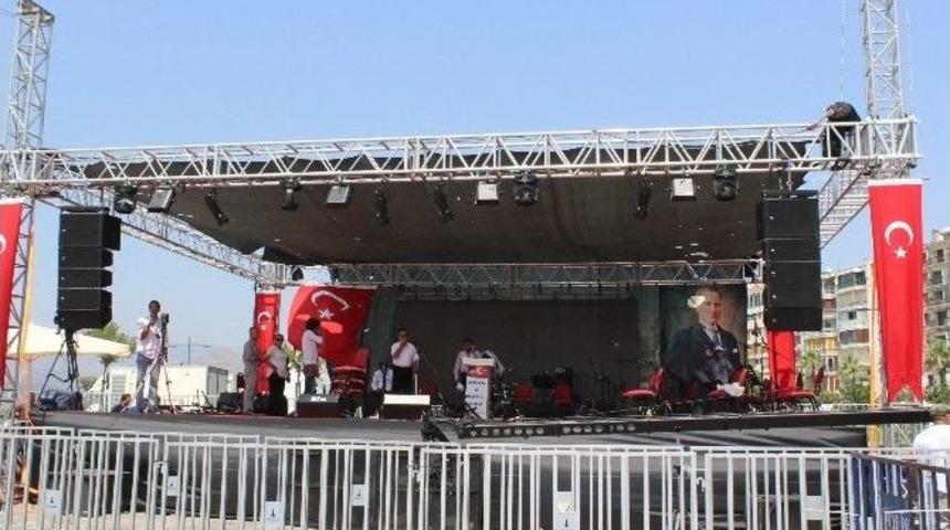 Cumhuriyet Ve Demokrasi Mitingi&rsquo;ne Saatler Kaldı