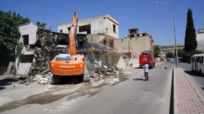 Adıyaman&rsquo;da, Yollar Genişletiliyor