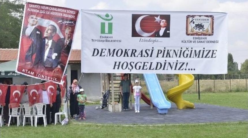Doğal Yaşam Merkezi&rsquo;nde Demokrasi Pikniği