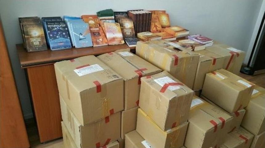 Kayseri&rsquo;de 130 İş Yerinde Fet&ouml;/pdy Liderine Ait Bin 161 Materyal Ele Ge&ccedil;irildi