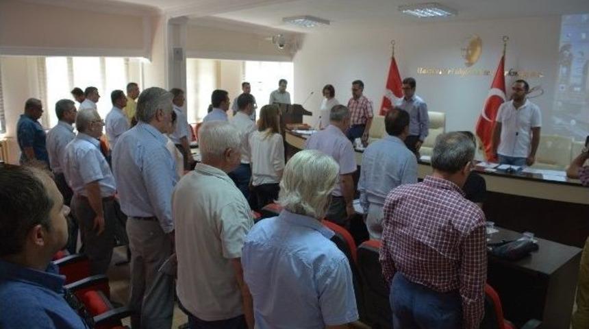 Bergama Belediye Meclisinden Darbe Girişimini Sert Tepki