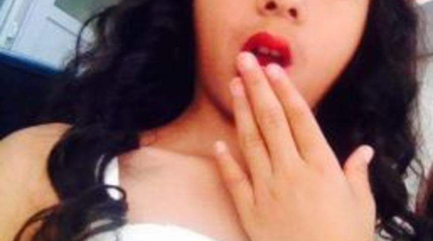 Ataşehir&rsquo;deki Silahlı &Ccedil;atışmada Vurulan 10 Yaşındaki Kız Son Yolculuğuna Uğurlandı