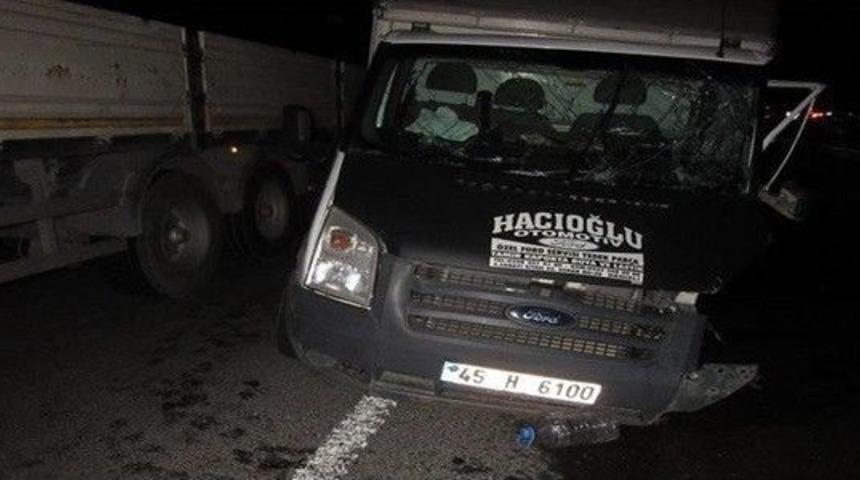 Kütahya-gediz Karayolunda Zincirleme Trafik Kazası: 1 Ölü, 4 Yaralı