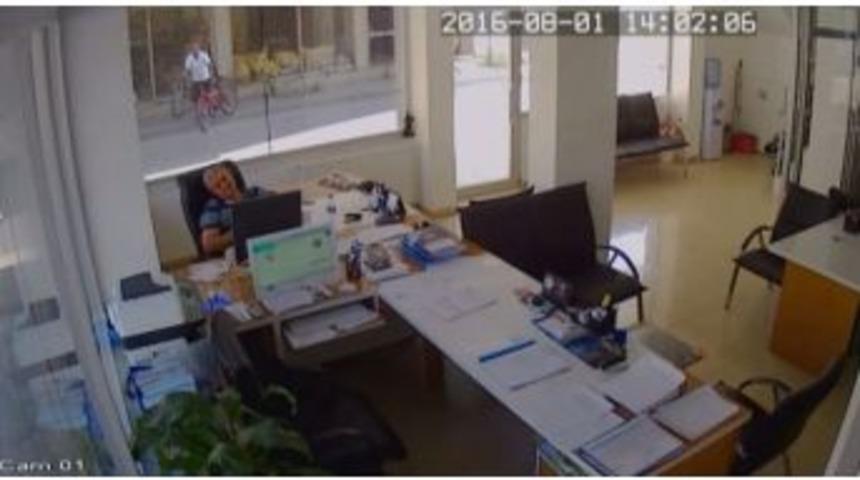 Bisiklet Hırsızlığı Güvenlik Kamerasında