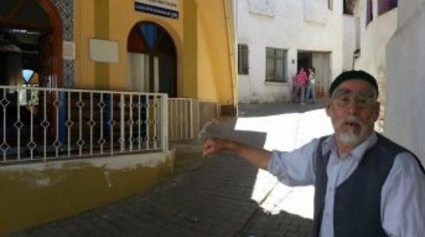 86 Yaşındaki Mehmet Dede&rsquo;den Gen&ccedil;lere Nasihat