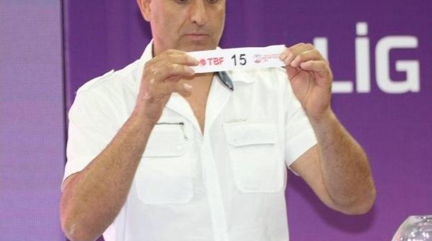 Kır&ccedil;i&ccedil;eklerinin Parolası Yine Şampiyonluk