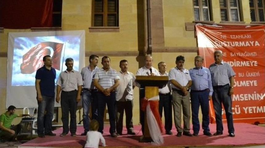 Biga&rsquo;da Demokrasi N&ouml;beti S&uuml;r&uuml;yor