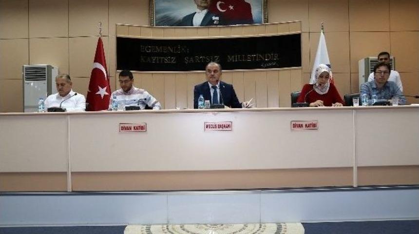 Pamukkale Belediyesi’nden 2 Bin Öğrenciye Eğitim Desteği