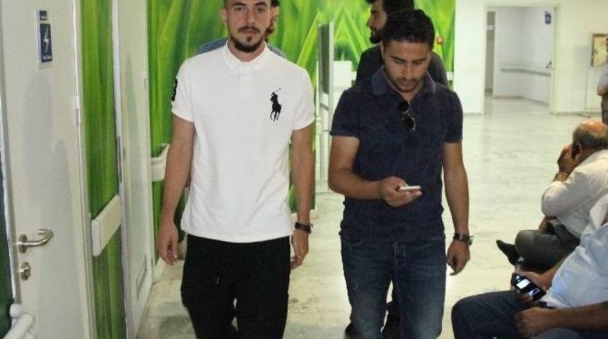 Atiker Konyaspor&rsquo;da Yeni Transfer Ioan Hora Sağlık Kontrol&uuml;nden Ge&ccedil;ti