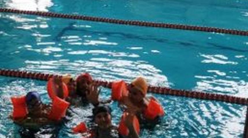 Engelli Y&uuml;zme Kursunda S&uuml;re Uzatıldı