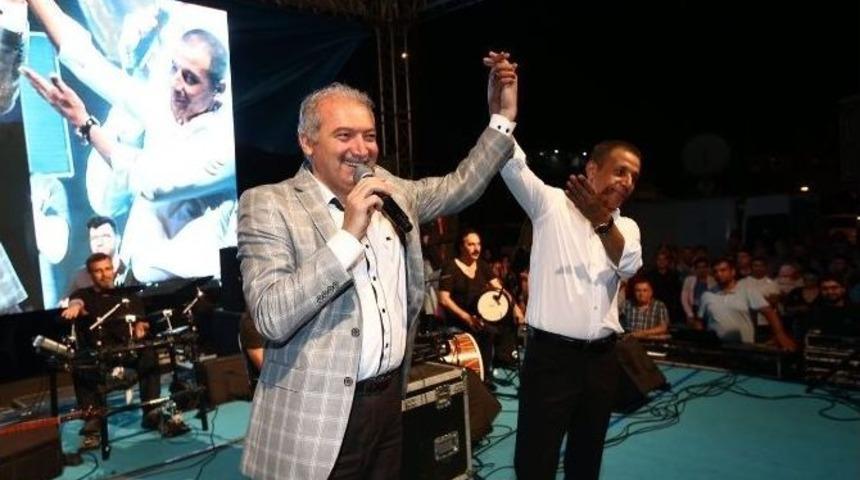 Mustafa Yıldızdoğan: &ldquo;t&uuml;rkiyem T&uuml;rk&uuml;s&uuml;, 80 Milyon İnsanı T&uuml;rk Bayrağının Altında Topluyor&rdquo;