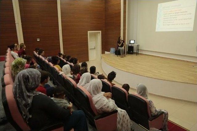 Silopi’de ‘bebek Ve Çocuk Beslenmesi’ Semineri