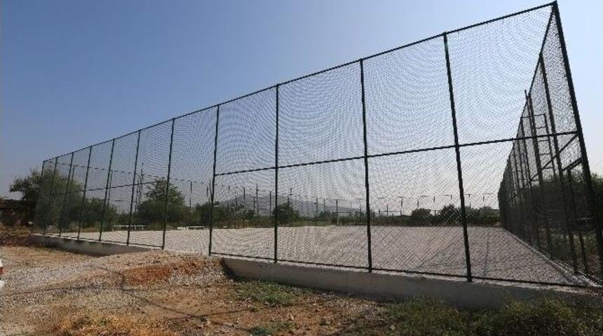 Sel&ccedil;uk&rsquo;ta K&ouml;yden Mahalleye D&ouml;n&uuml;şen B&ouml;lgeler Unutulmuyor