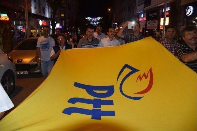 Ptt &Ccedil;alışanlarından Demokrasi N&ouml;betine Destek 3