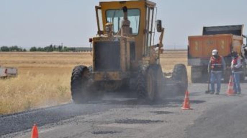 Kırsal Mahallelerdeki Yol &Ccedil;alışmalarının Y&uuml;zde 50&rsquo;si Tamamlandı
