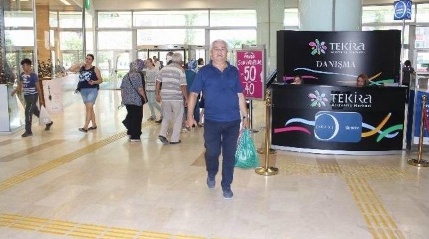 Avm&rsquo;ler Sıcak Havada Vatandaşın G&ouml;zdesi Oldu