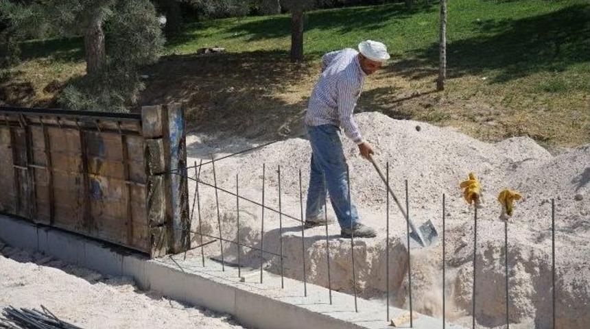 K&uuml;lt&uuml;r Parkta Yenileme &Ccedil;alışmaları S&uuml;r&uuml;yor