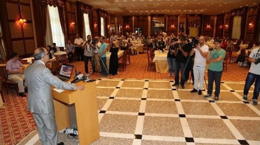 G&ouml;revi Biten Rekt&ouml;r &Ccedil;elik 8 Seneyi Değerlendirdi