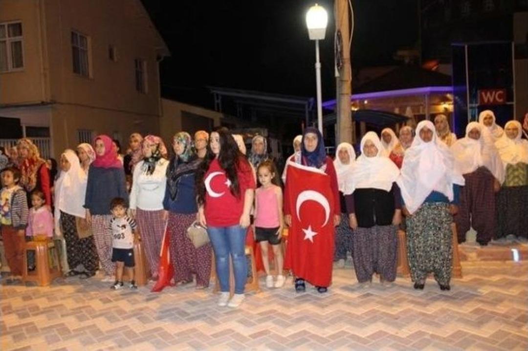 Yenipazar&rsquo;da Demokrasi Şehitleri Anıldı