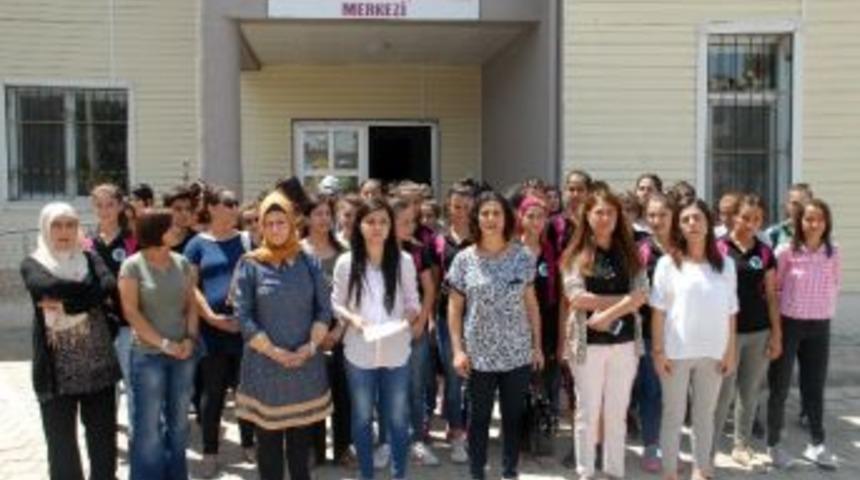 Kadınlar, Amine&rsquo;nin &Ouml;ld&uuml;r&uuml;lmesini Kınadı