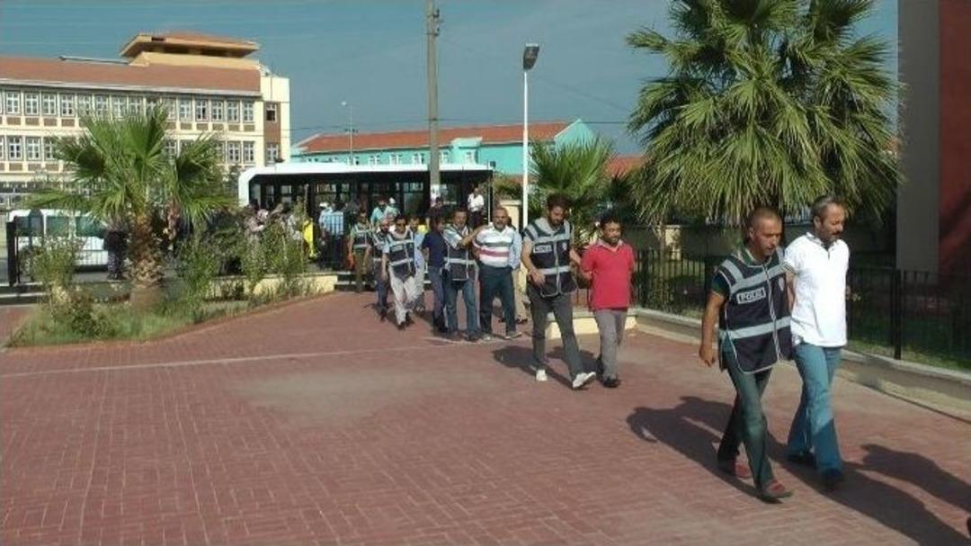 Ayvalık&rsquo;ta Fet&ouml; Operasyonunda G&ouml;zaltına Alınan 18 Kişi Tutuklandı