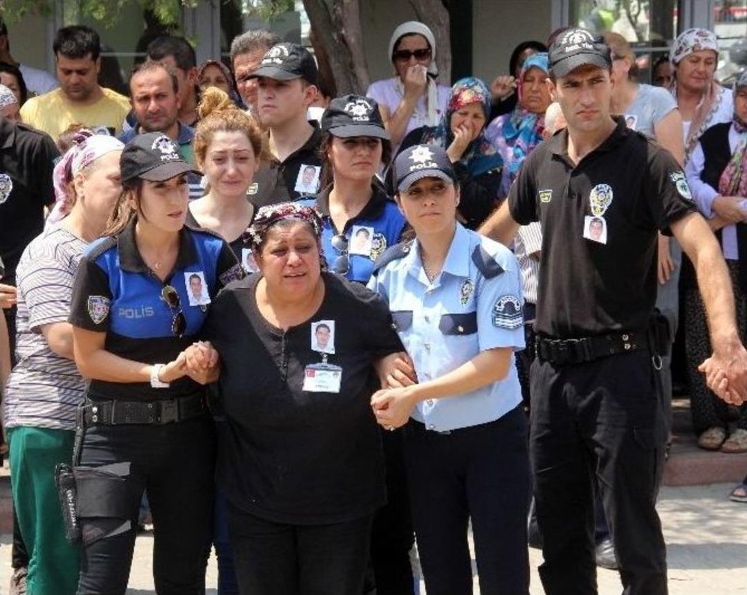 Babadan Şehit Oğluna H&uuml;z&uuml;nl&uuml; Veda