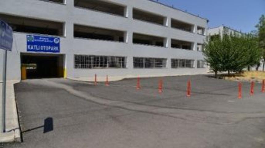 &Ccedil;ok Katlı Otopark Hizmete Girdi