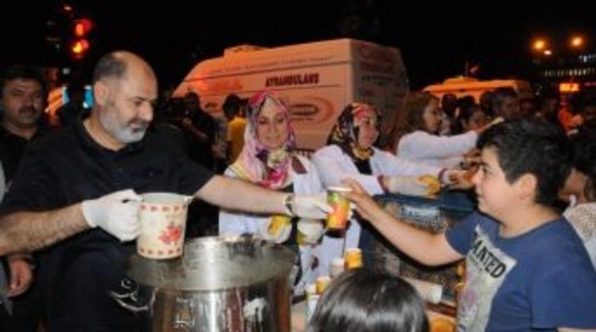 Demokrasi N&ouml;betine Milletvekili Desteği