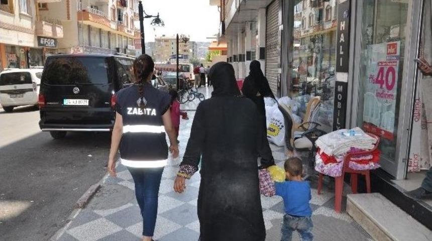 Siirt&rsquo;te Cami &Ouml;nlerindeki Dilenciler Toplatıldı