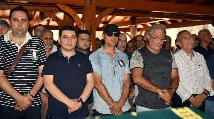 Baykal, Doktor Arkadaşının Cenaze T&ouml;renine Katıldı