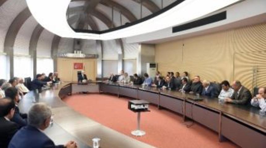 Kılı&ccedil;daroğlu, Hakkari Ve Şırnaklı Temsilcilerle Bir Araya Geldi