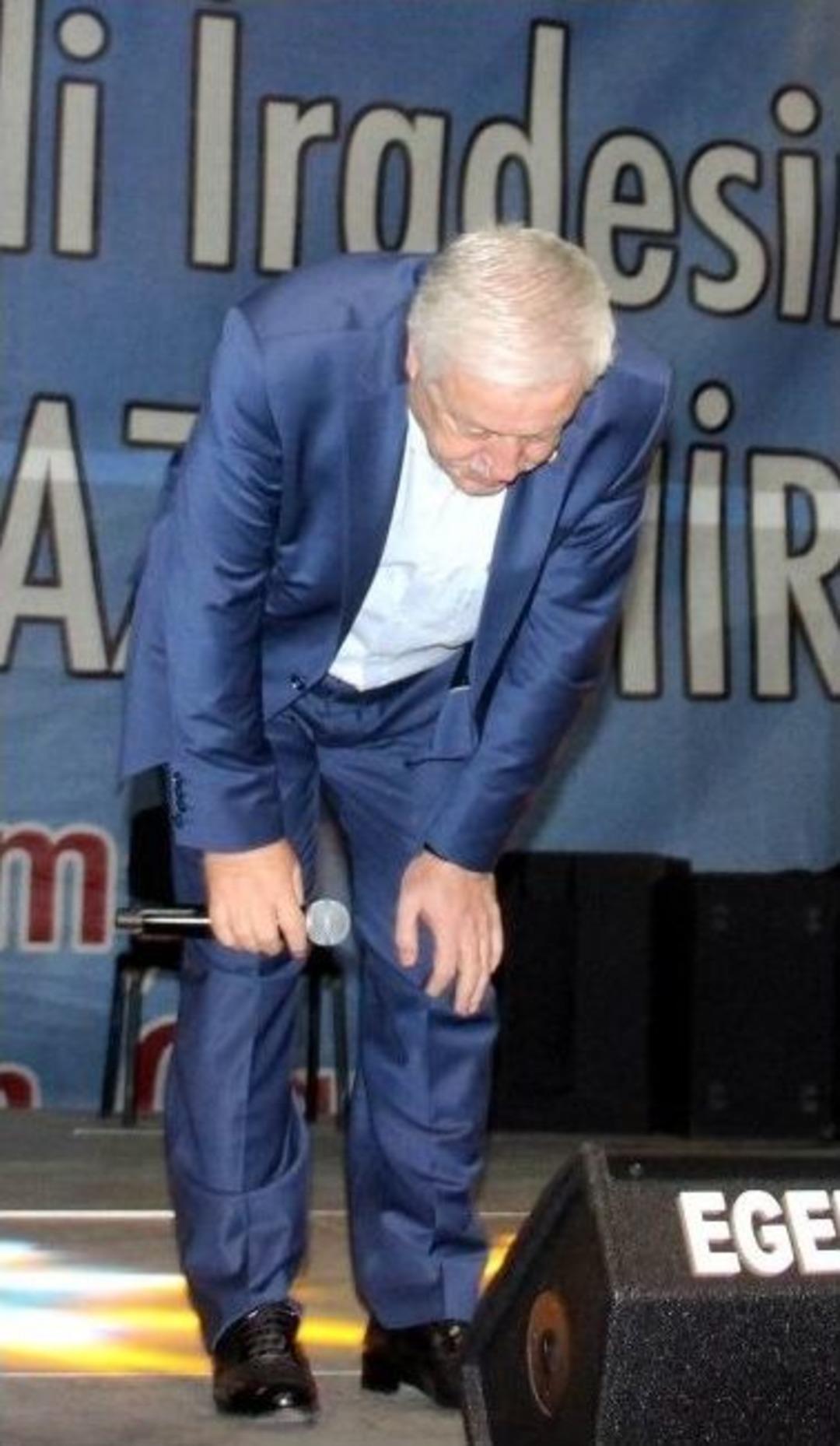 Darbe Girişimini &Ouml;nleyen Meydanları Bırakmayan Halk Yoğun İlgi G&ouml;r&uuml;yor