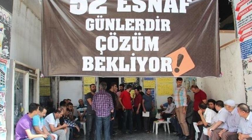 Belediye Pasajı Esnafı &Ccedil;&ouml;z&uuml;m Bekliyor