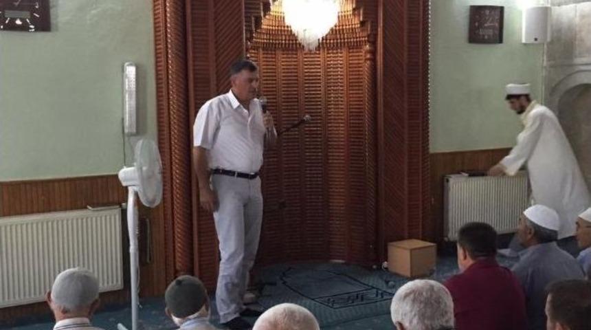 Haca Gidecek Olan Başkan Duymuş, Cuma Namazında Cemaatle Helalleşti