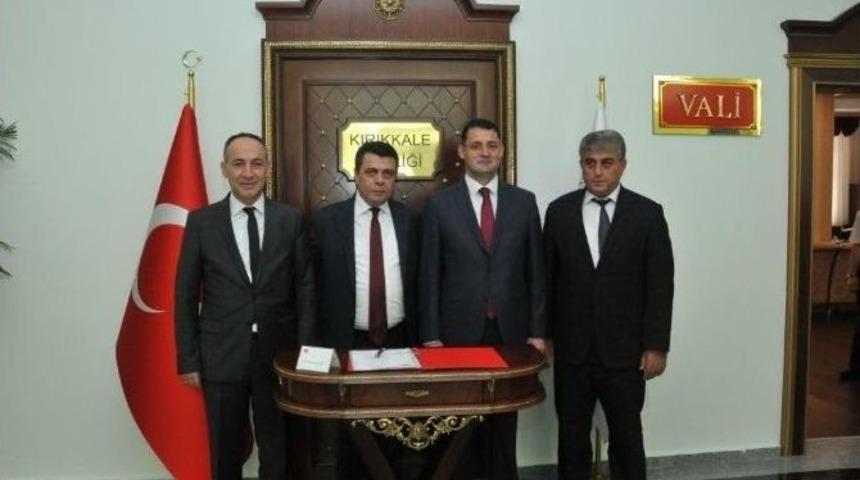 Pevrul Kavlak&rsquo;tan Vali Haktanka&ccedil;maz&rsquo;ı Ziyaret