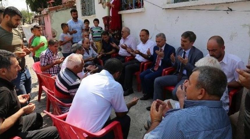 Gazi Er Okay&rsquo;ın Ailesine &rsquo;ge&ccedil;miş Olsun Ziyareti